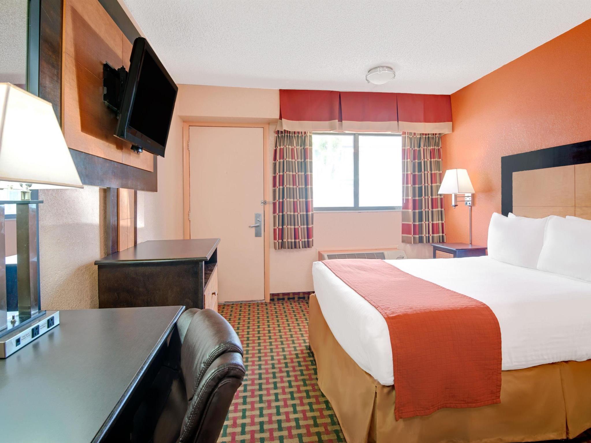 Days Inn By Wyndham Independence Eksteriør bilde