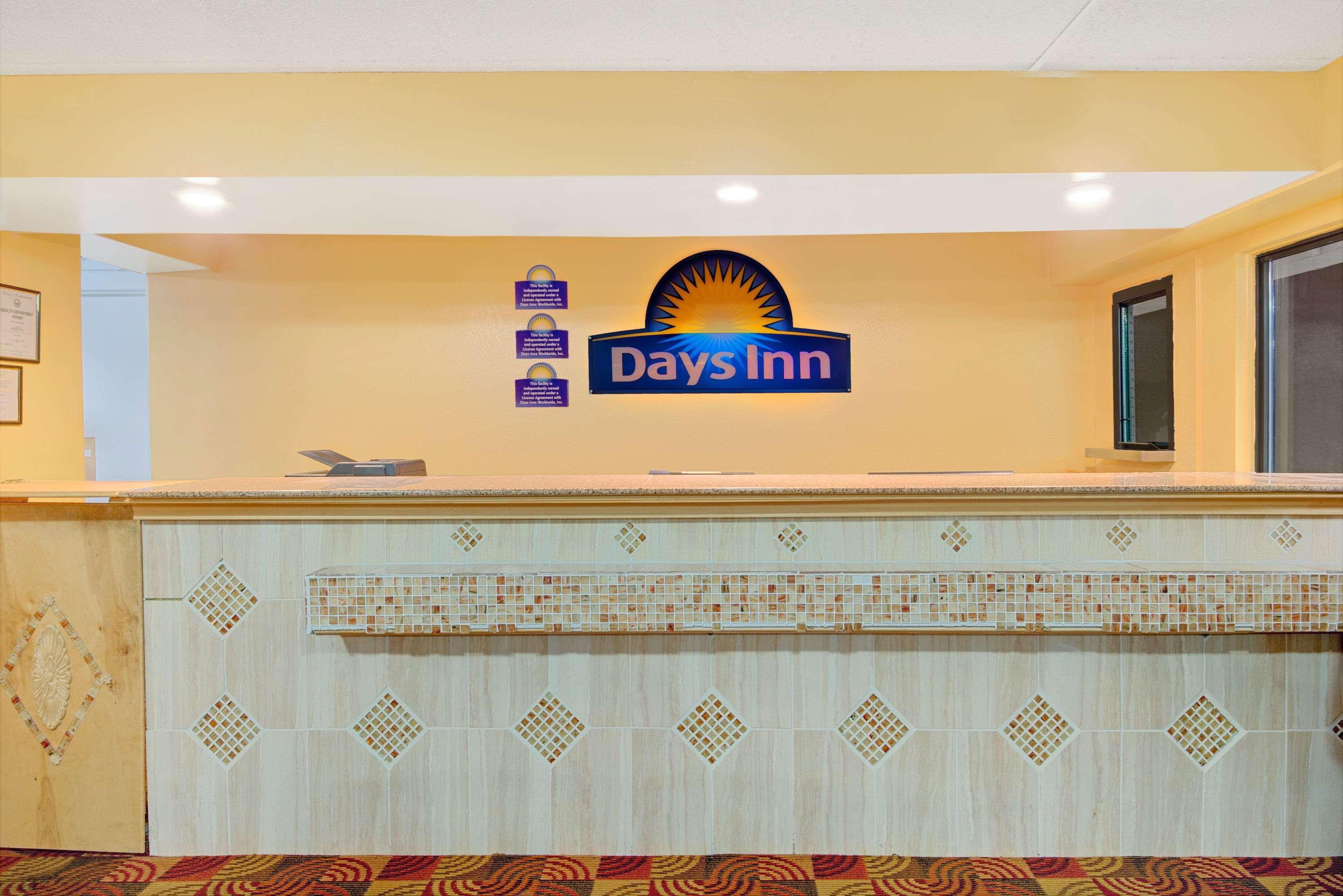 Days Inn By Wyndham Independence Eksteriør bilde