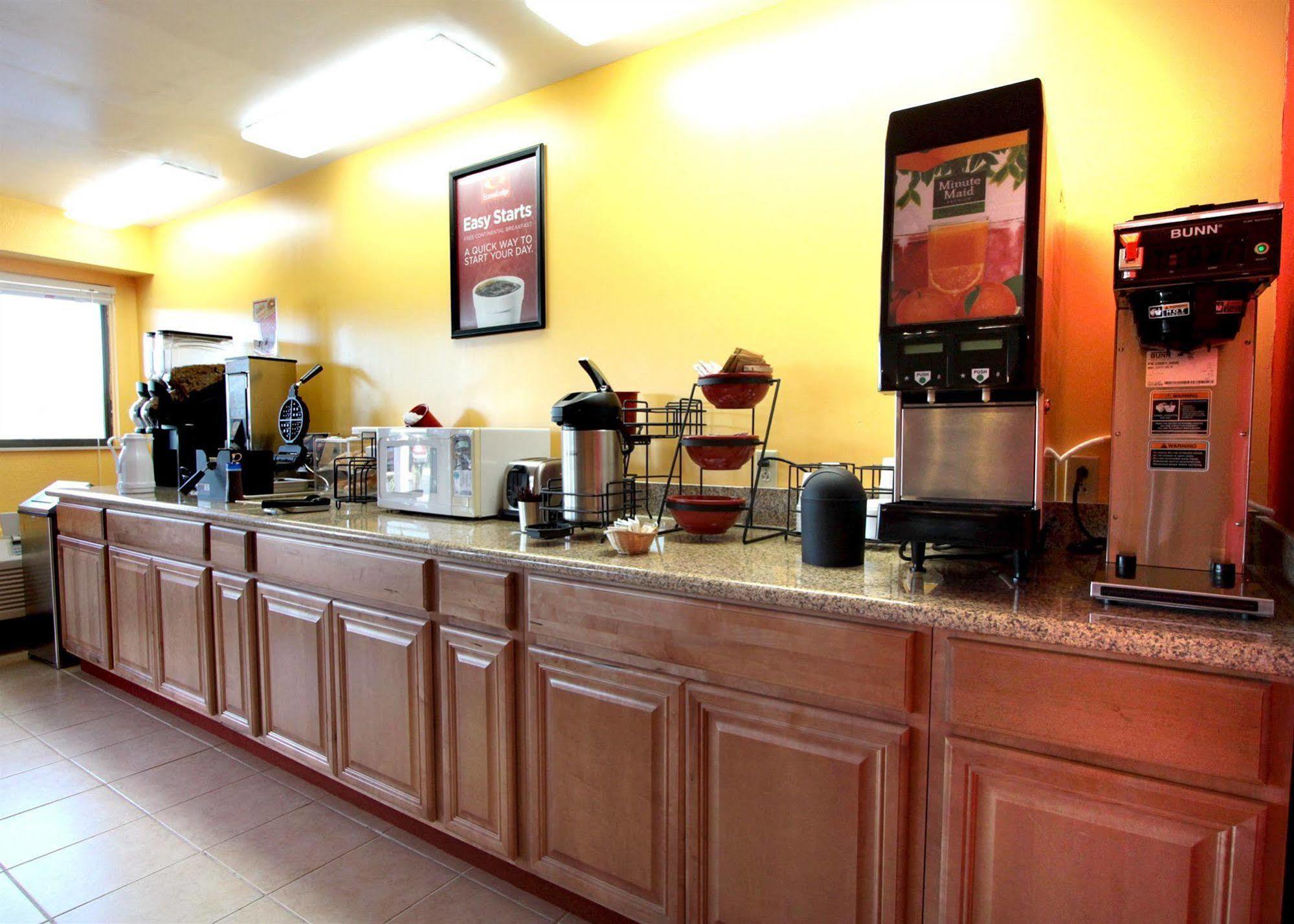 Days Inn By Wyndham Independence Restaurant bilde